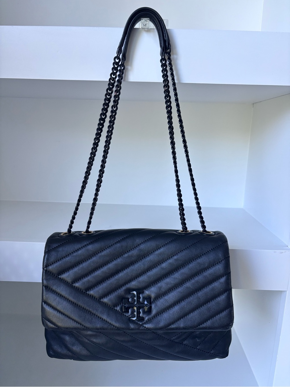 Tory Burch black chevron Kira handbag!